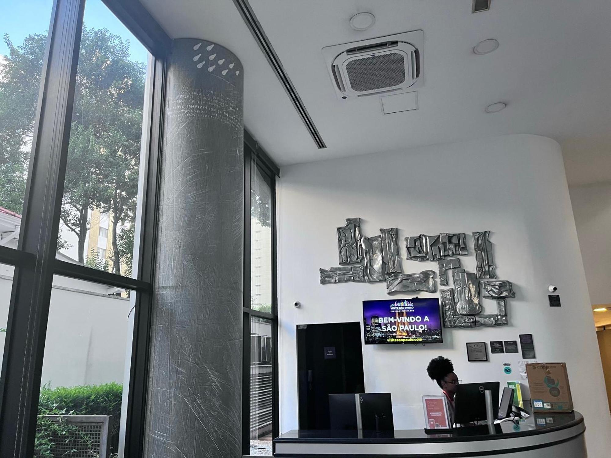 Apartamento Dentro De Hotel Jardins Limpeza Todo Dia C Manobrista, Sao Paulo